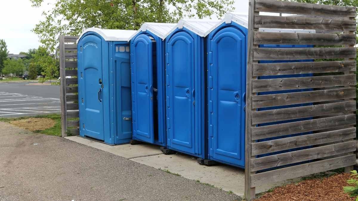 Porta Potty Rental Pros - Affordable Porta Potty Solutions in Mosier, OR, 97040